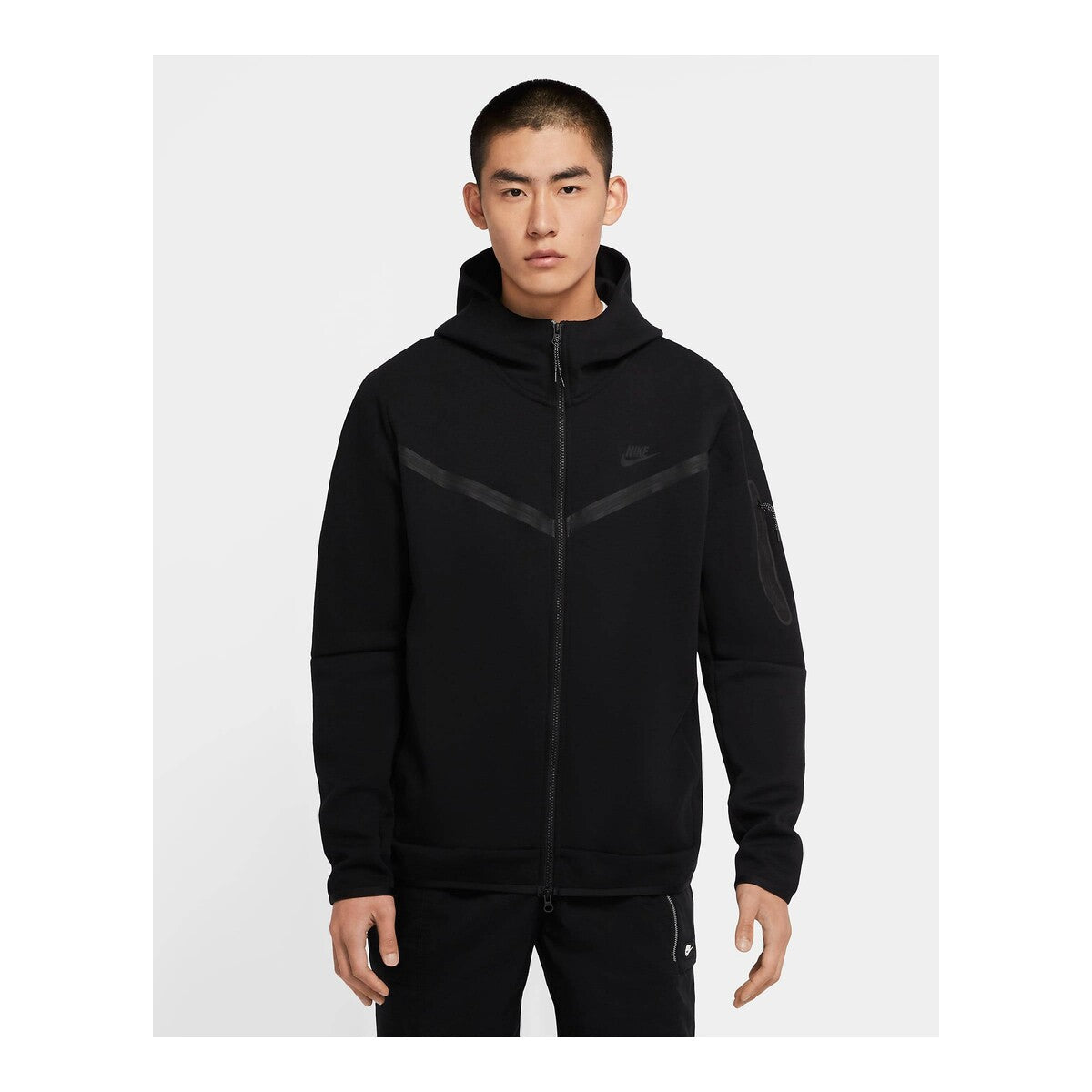 Nike Sportswear Tech Fleece Full-Zip Hoodie in black